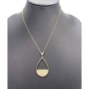 Jessica Simpson Pave Rhinestone Pendant Chain Necklace Gold Tone Date Night